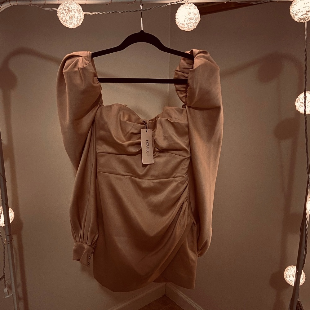 Beautiful House Of CB off shoulder Dress.